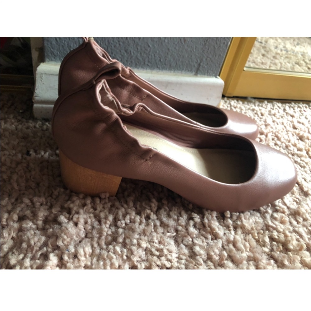 Kelsi Dagger block heels